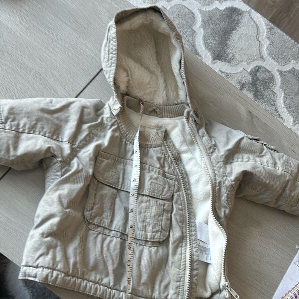 Baby H$M warm jacket , 4-6M US zip up with removable hood. Infant hooded coat